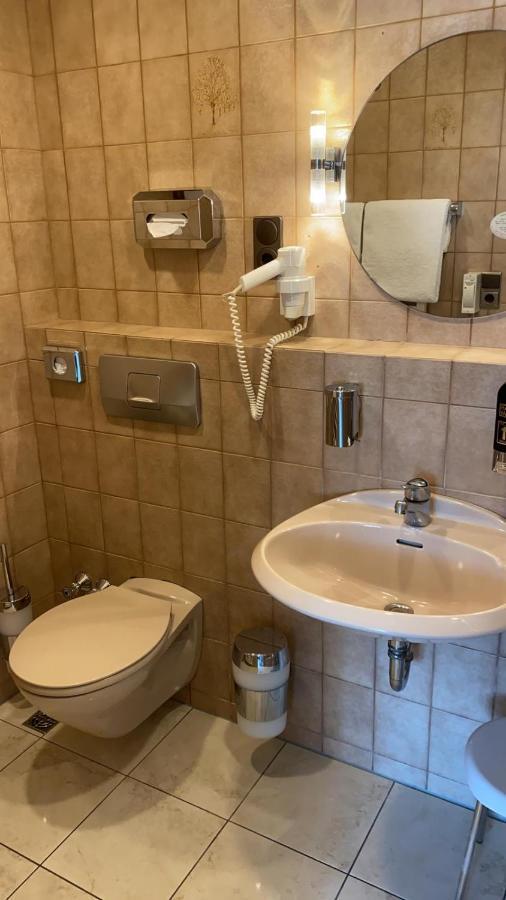 בון Hotel-Restaurant Sebastianushof מראה חיצוני תמונה